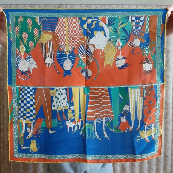 Small silk orange/blue cat scarf 17" square - Picture 2 of 2
